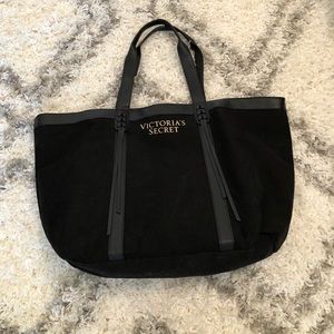 VS shoulder bag